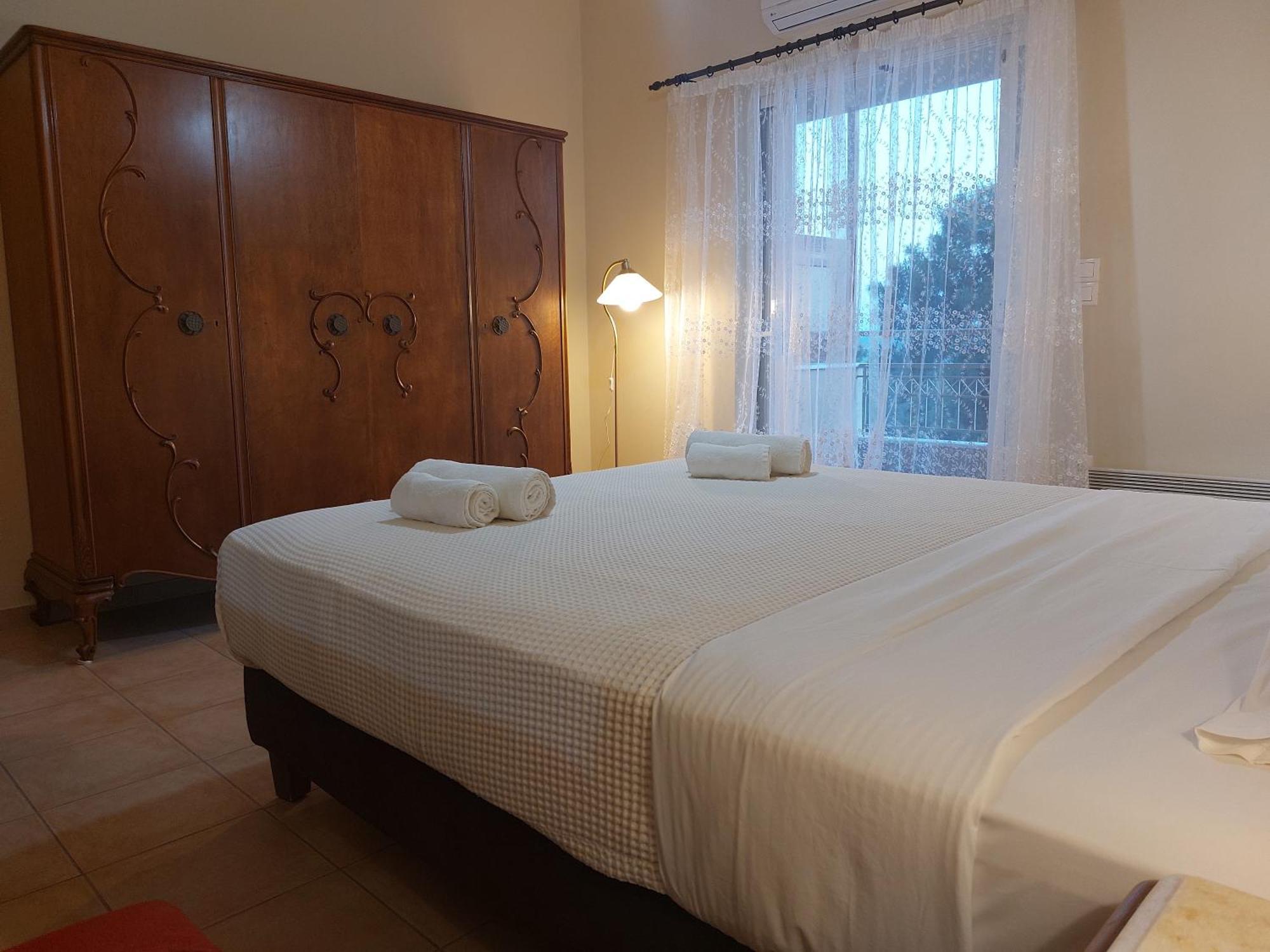 Pleiades Luxury Apartments ポルト・ヘリ エクステリア 写真